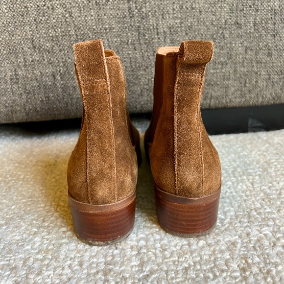Steve Madden Dover - Cognac Suede Dual Gore Slip-On Bootie, Sz. 7.5 - Picture 4 of 5